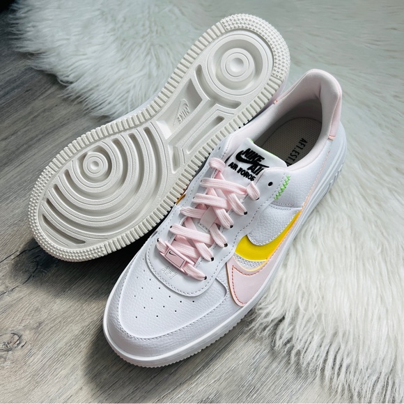 NWT Nike Air Force 1Platform Women’s Shoes - Picture 3 of 9